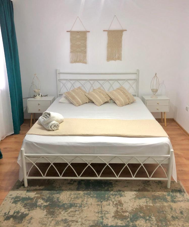 Casa Mediterana Două Mai Eksteriør bilde