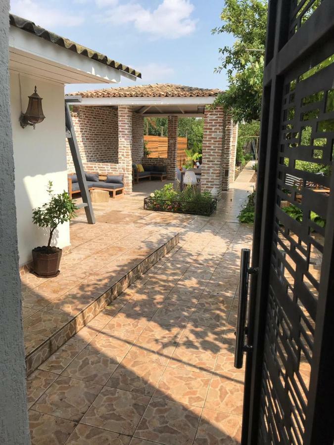 Casa Mediterana Două Mai Eksteriør bilde